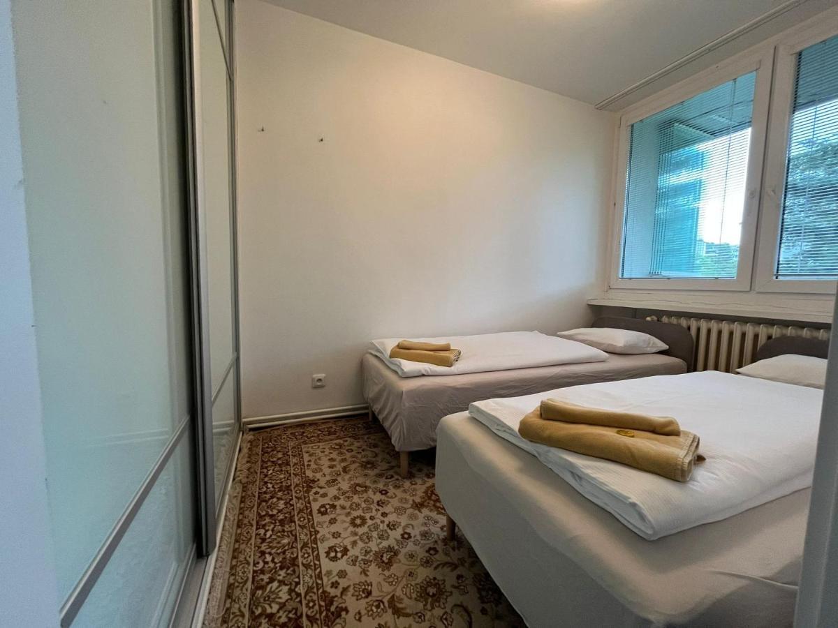 Invalidovna Apartment Πράγα Εξωτερικό φωτογραφία