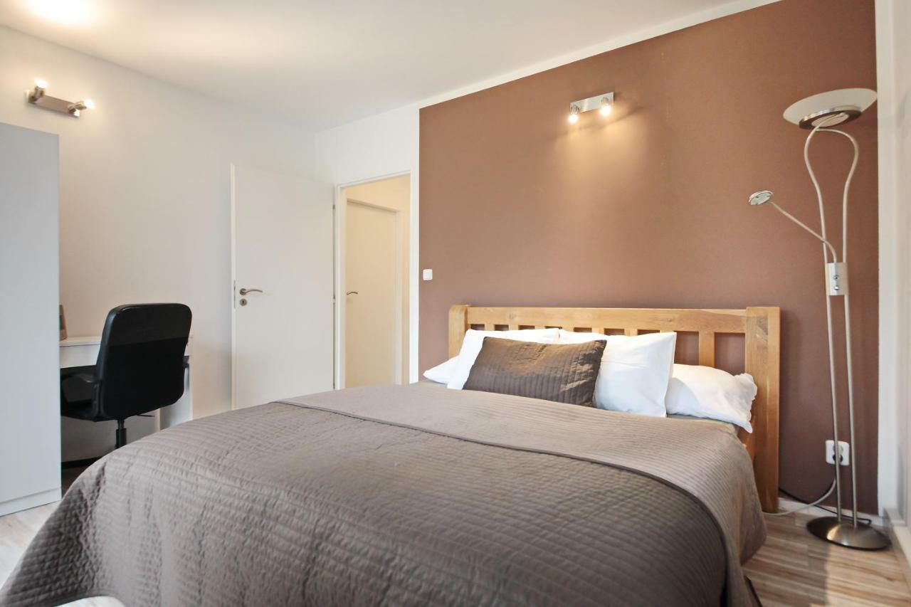 Invalidovna Apartment Πράγα Εξωτερικό φωτογραφία