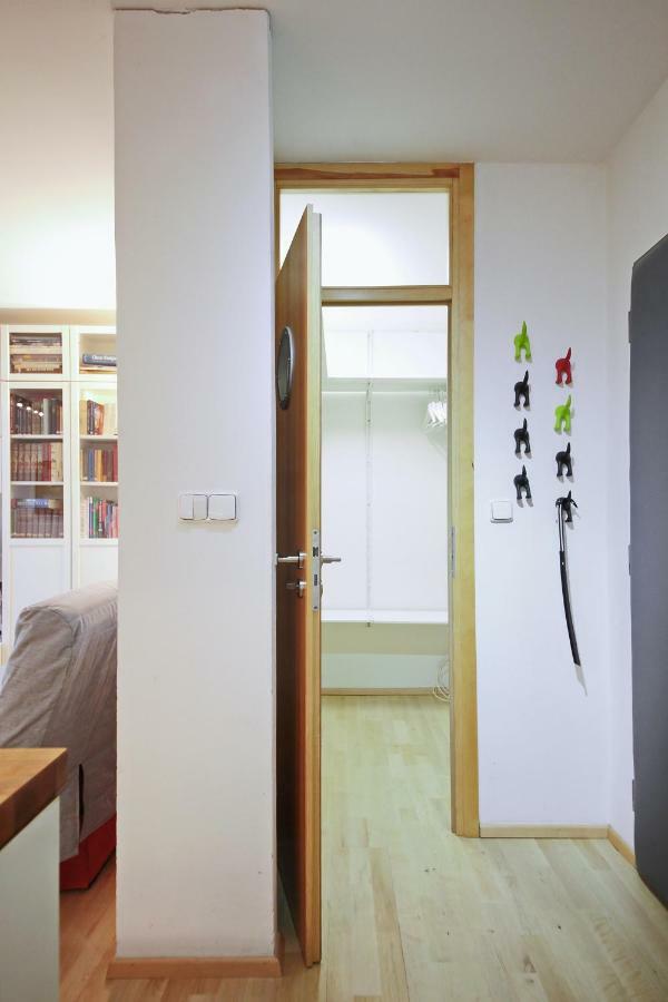 Invalidovna Apartment Πράγα Εξωτερικό φωτογραφία